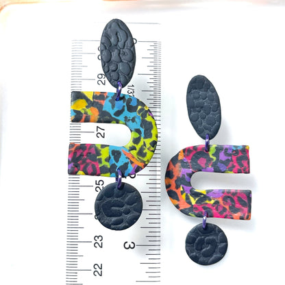Chaotic rainbow leopard dangle