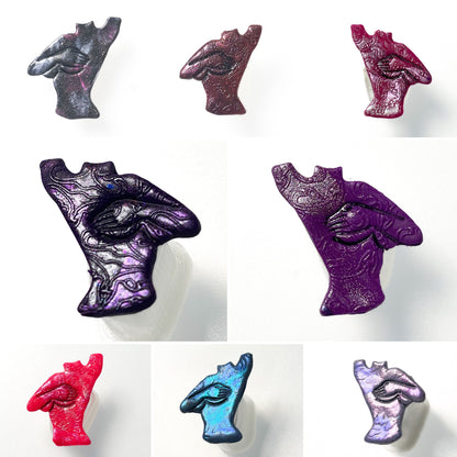 Feminine silhouette pin- SM