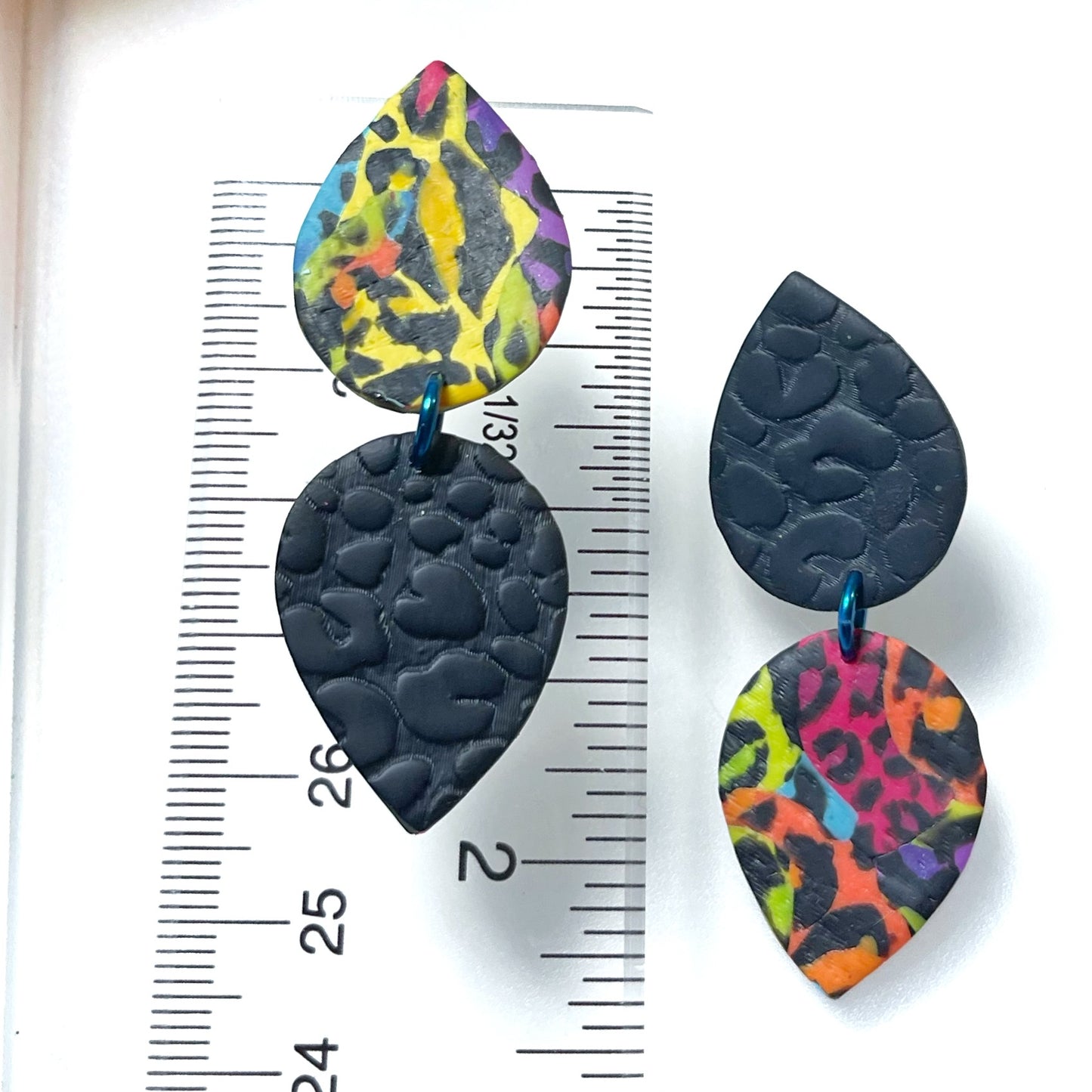 Chaotic rainbow leopard dangle