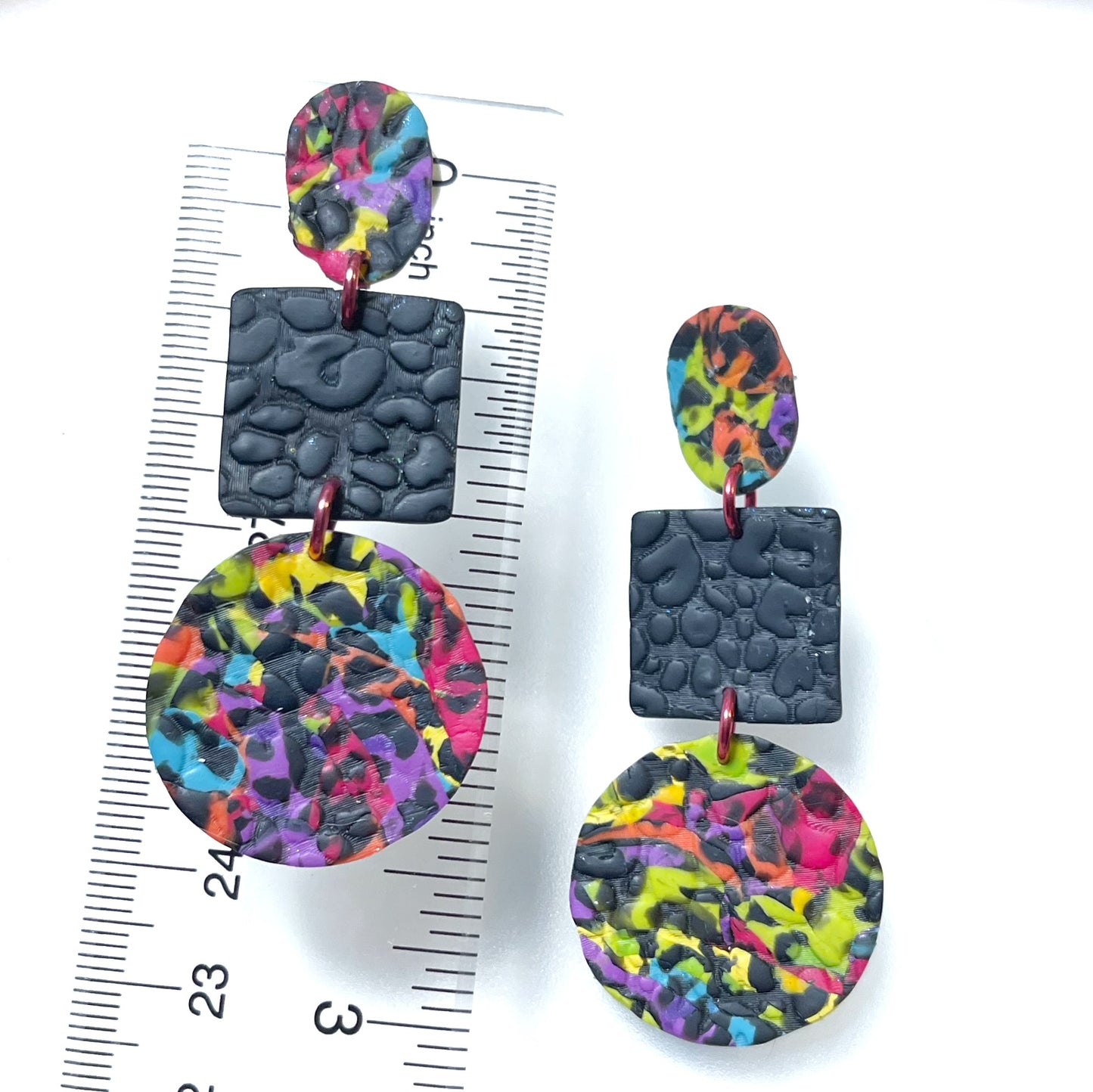 Chaotic rainbow leopard dangle