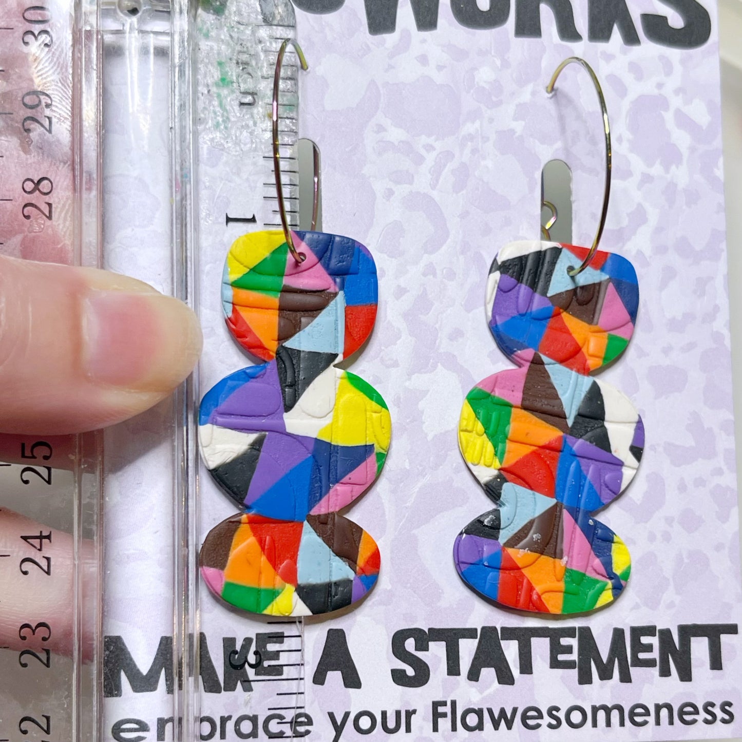 Pride 26 -tri-curvy dangles ￼
