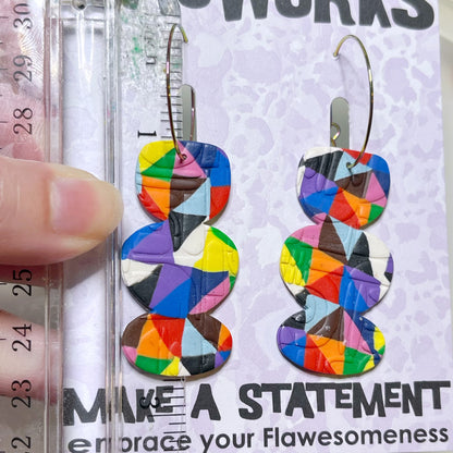 Pride 26 -tri-curvy dangles ￼